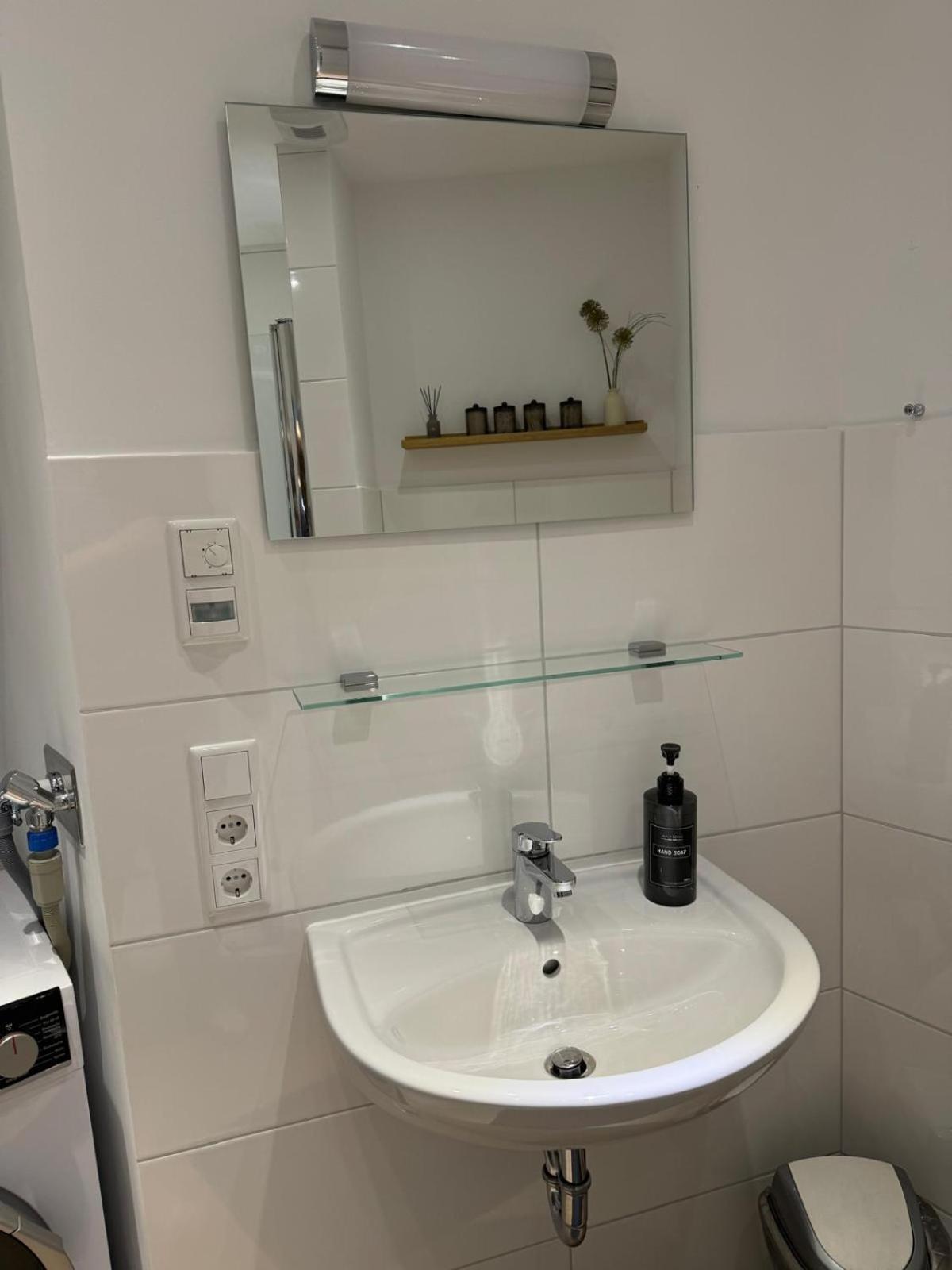 Boutique Apartment Loreley- Charmante Stillvolle Unterkunft أوسنابروك المظهر الخارجي الصورة